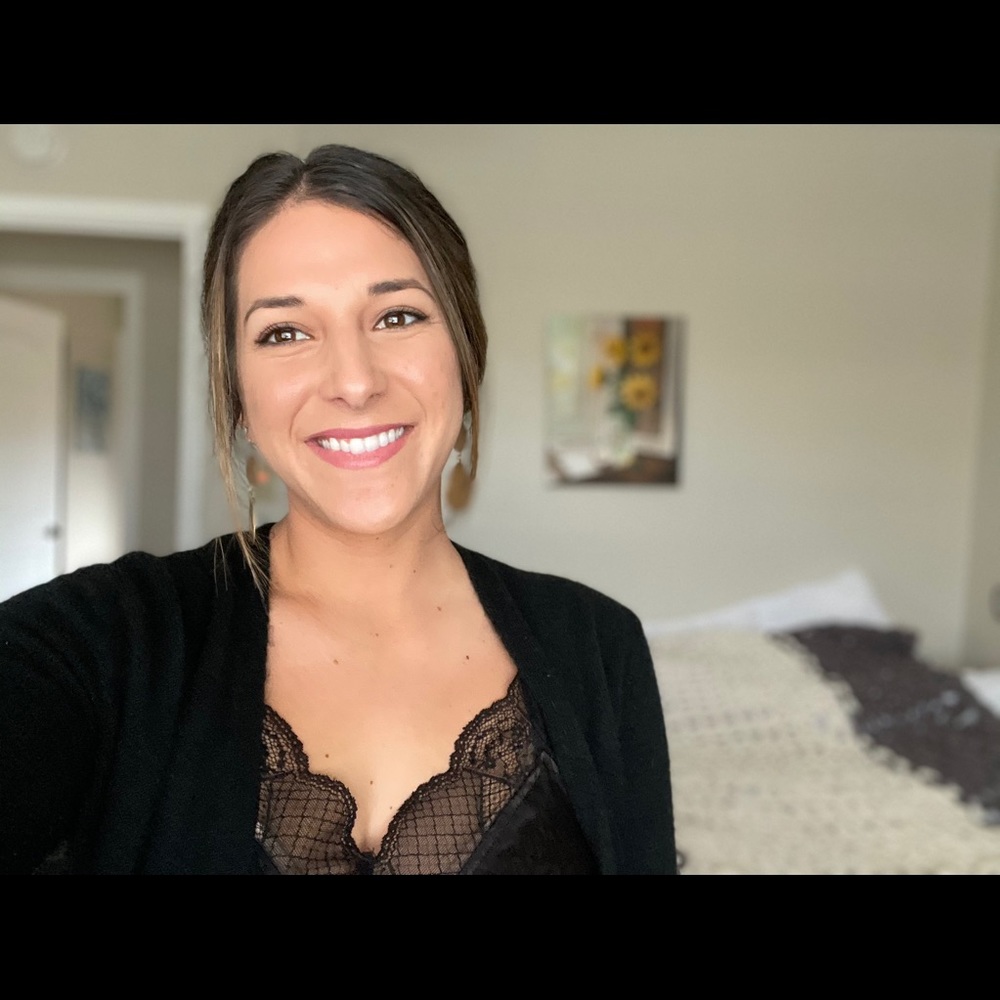 Meet your Posher, Nicole